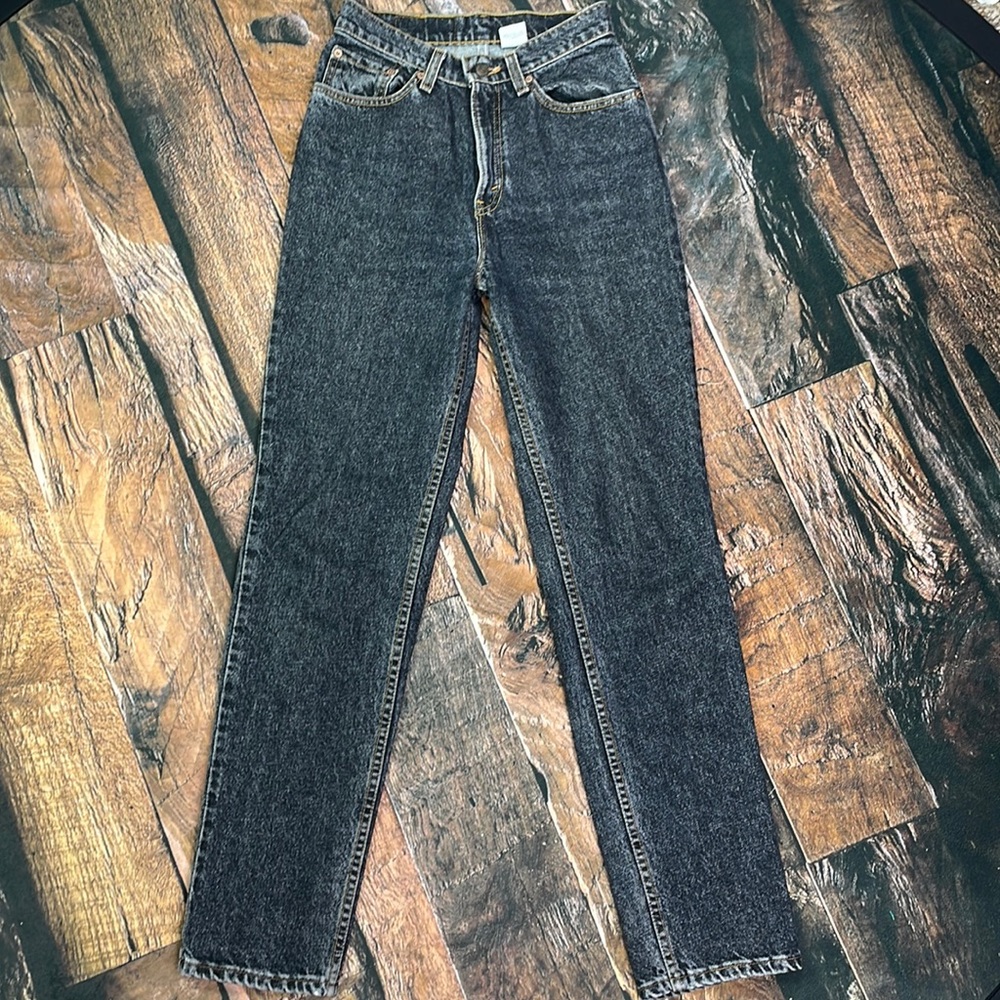 Vintage Levi’s 17525-0267 black 7 M jeans
